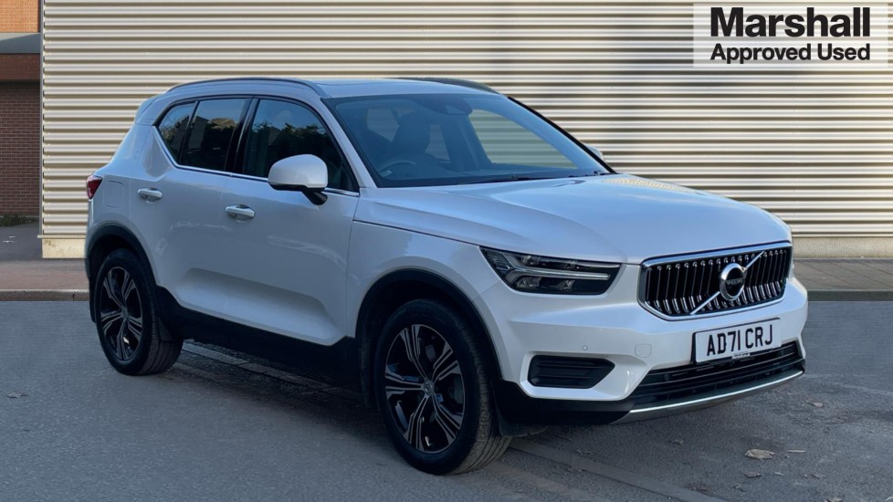 Main listing image - Volvo XC40 Recharge