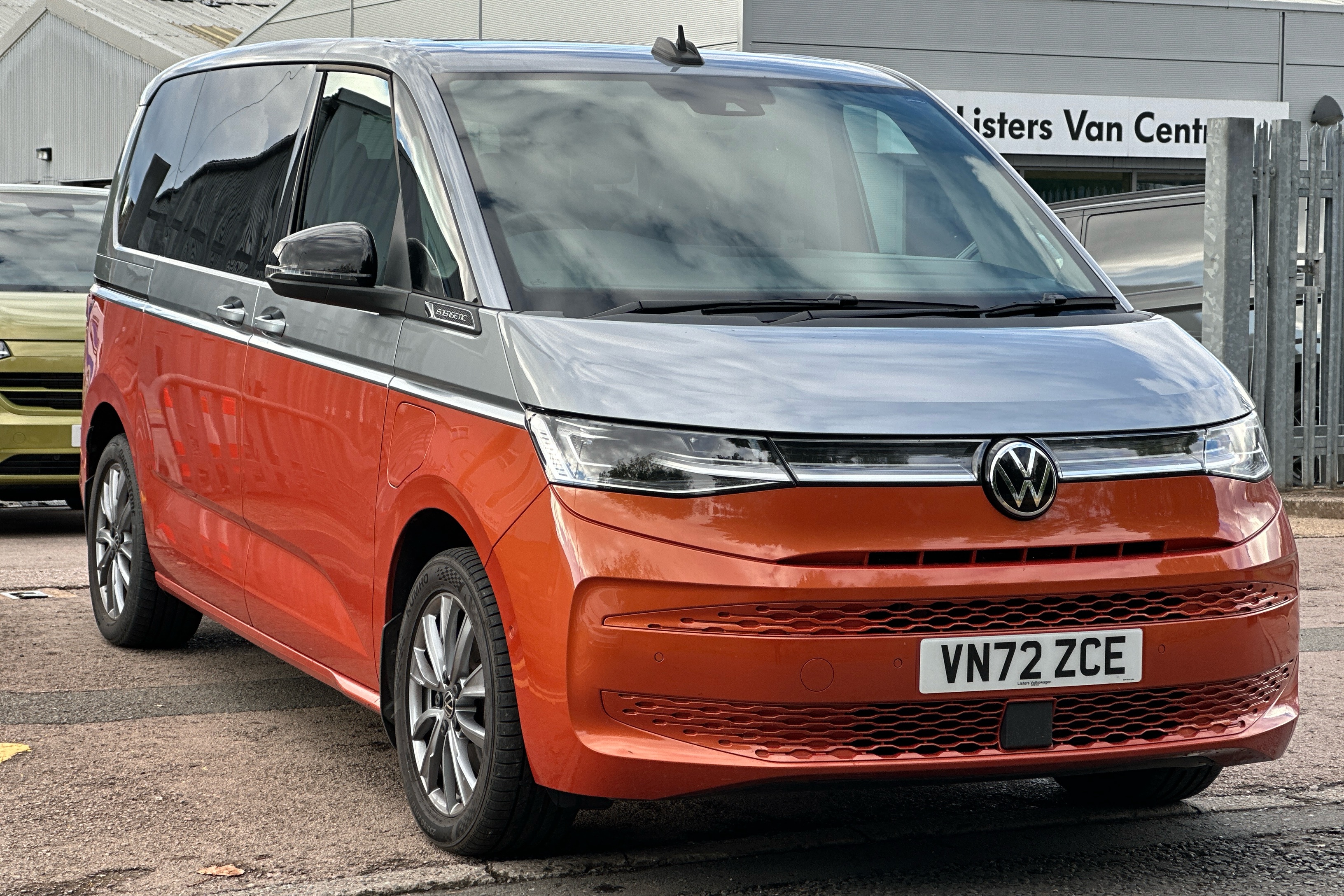 Main listing image - Volkswagen Multivan
