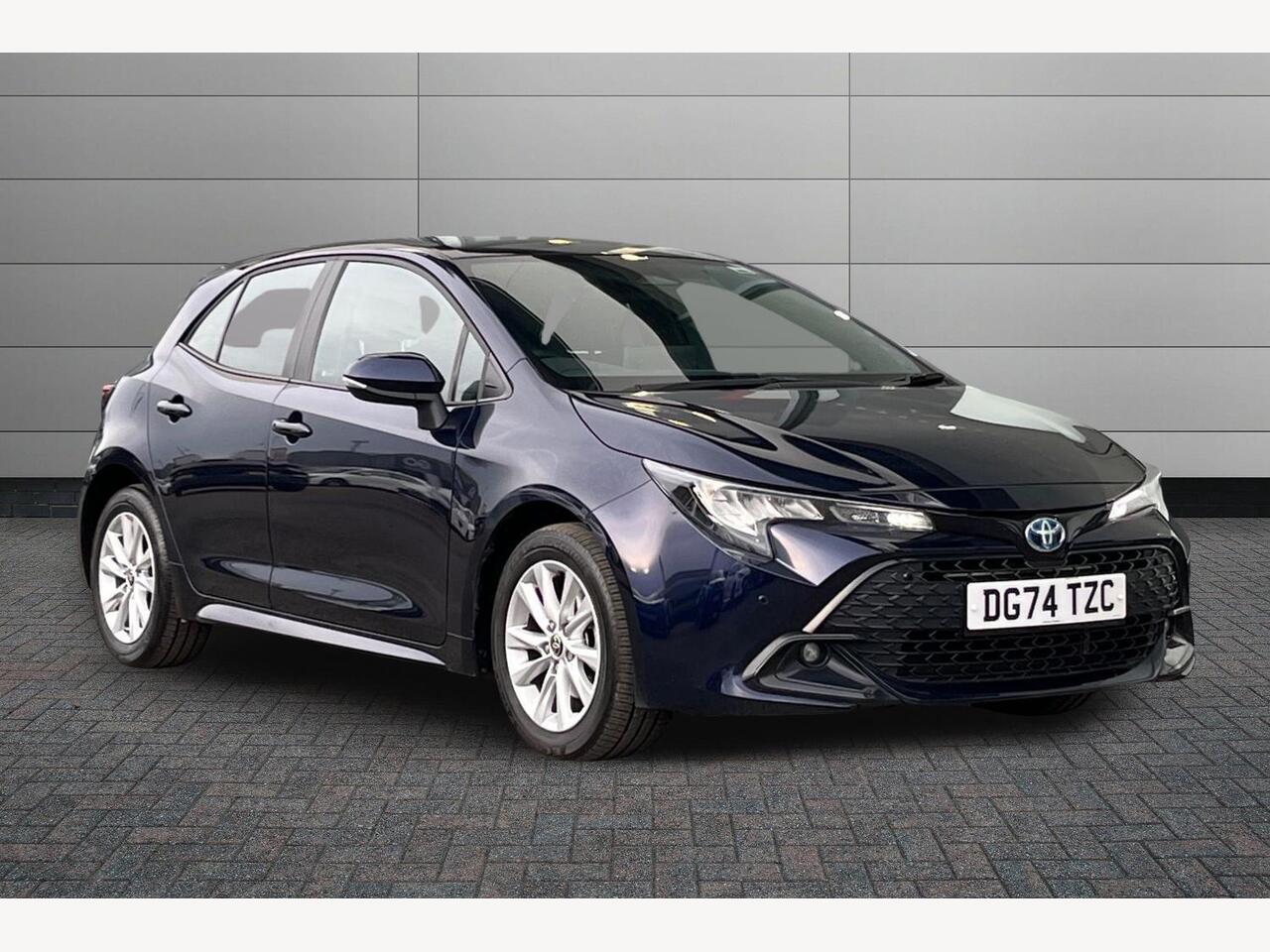 Main listing image - Toyota Corolla