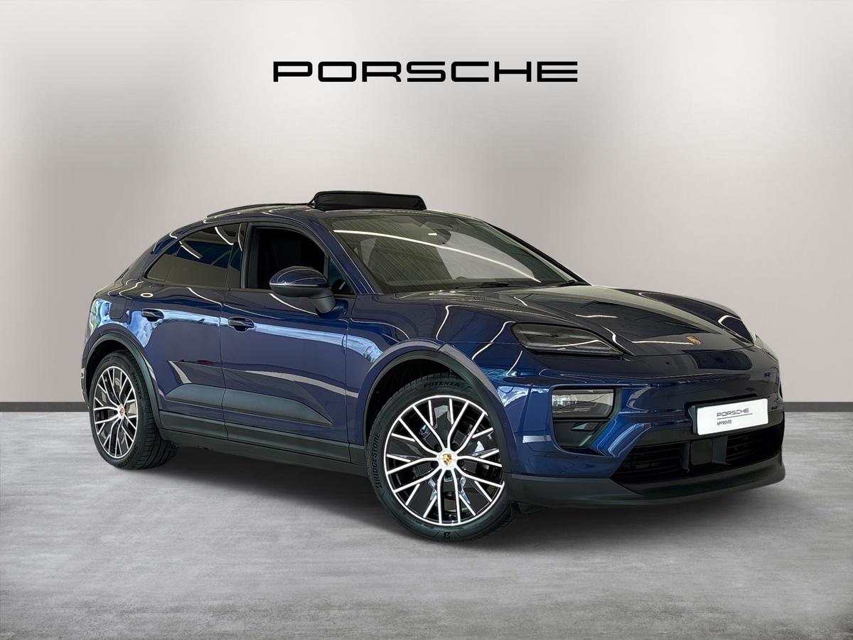 Main listing image - Porsche Macan