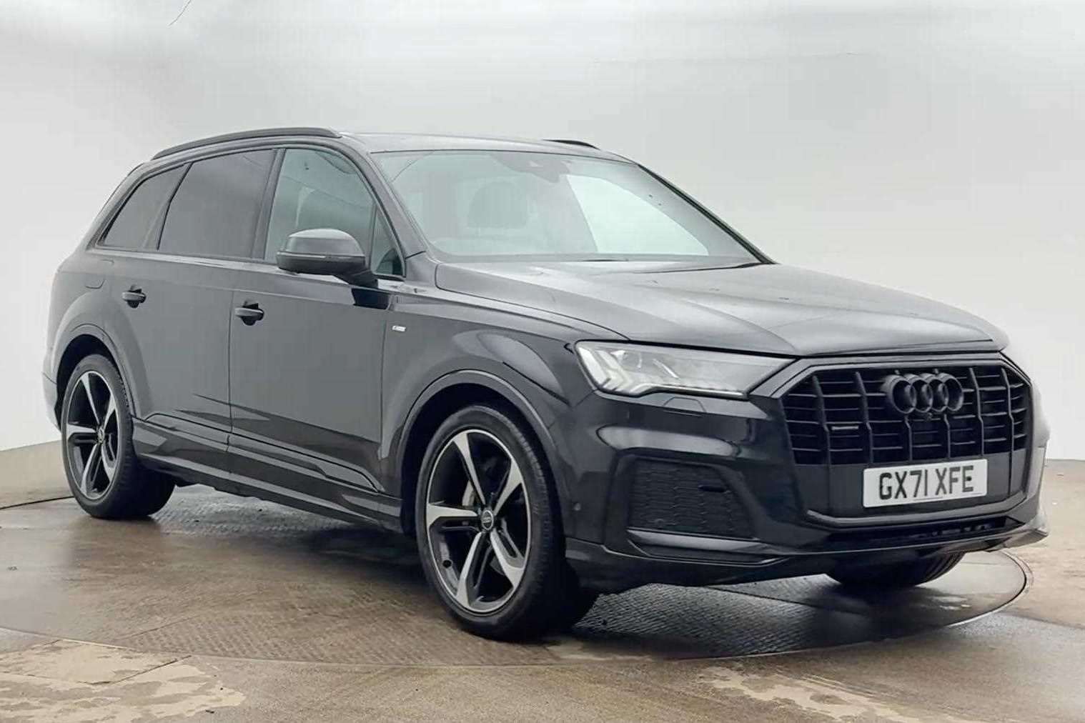 Main listing image - Audi Q7
