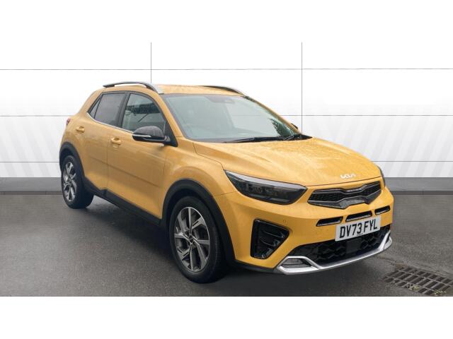 Main listing image - Kia Stonic