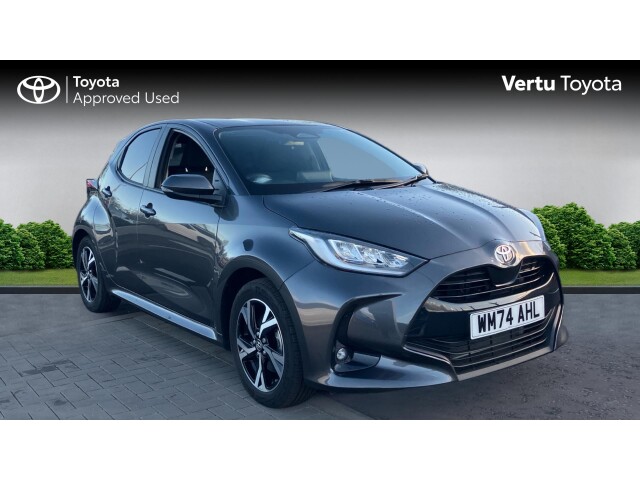 Main listing image - Toyota Yaris