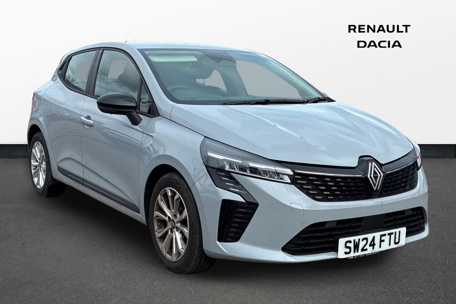 Main listing image - Renault Clio