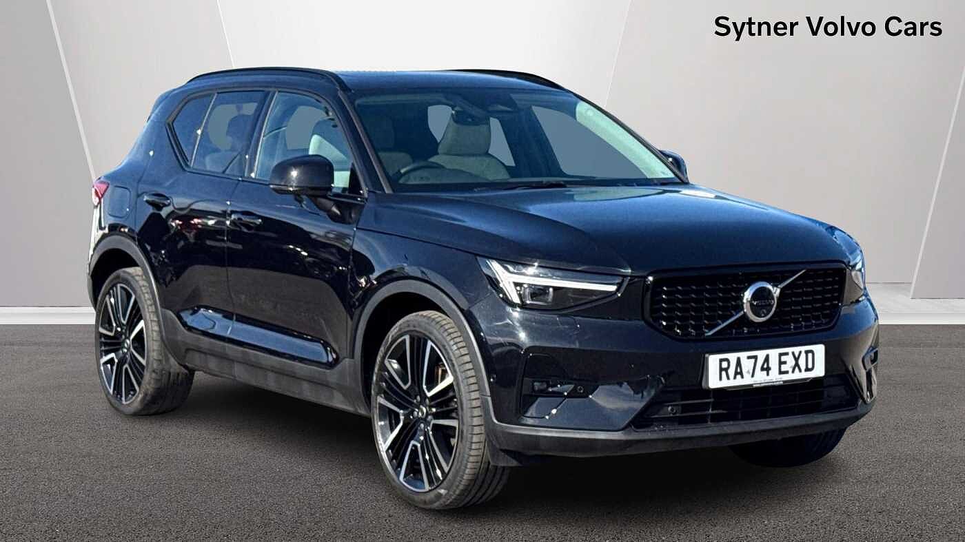 Main listing image - Volvo XC40