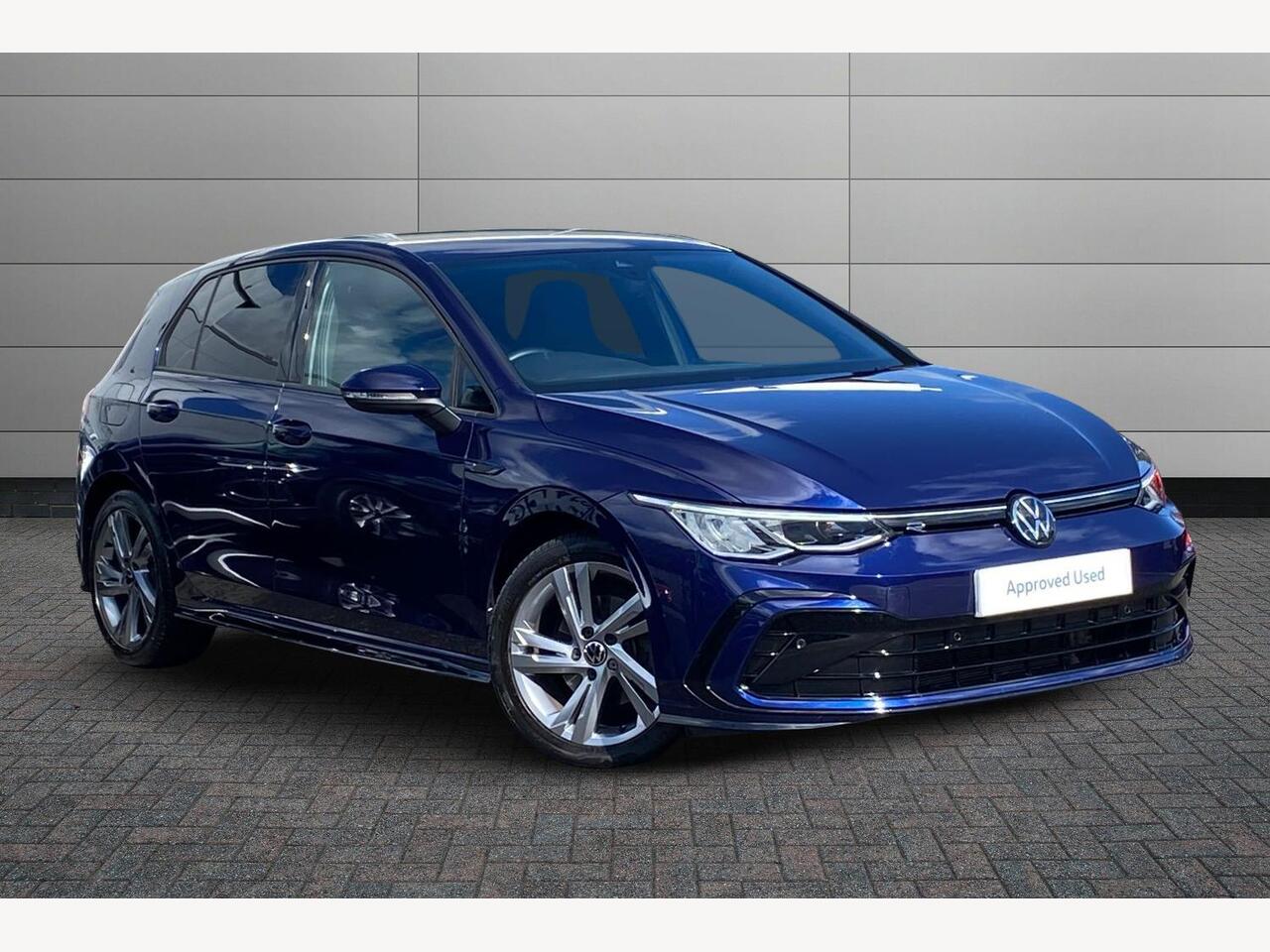 Main listing image - Volkswagen Golf