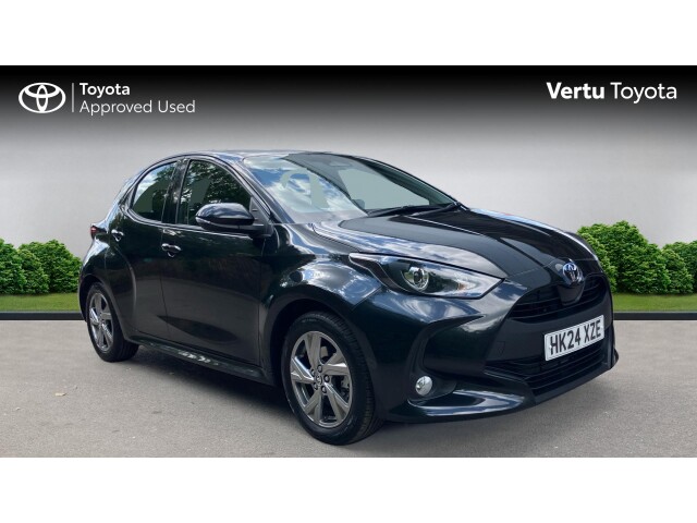 Main listing image - Toyota Yaris