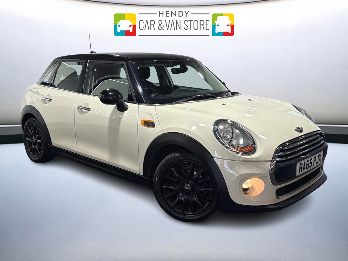 Main listing image - MINI Hatchback 5dr