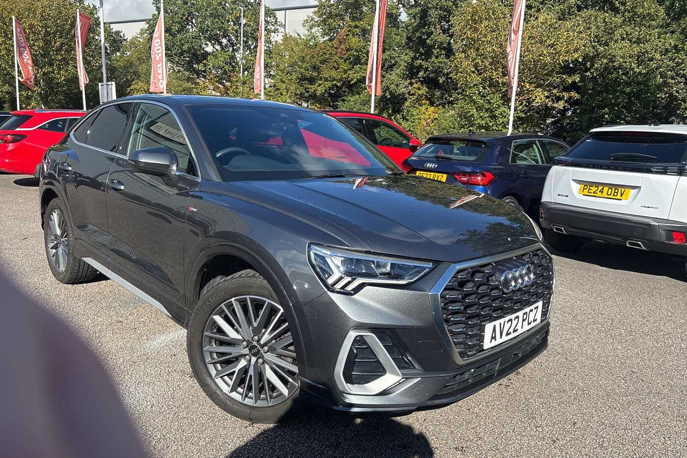 Main listing image - Audi Q3