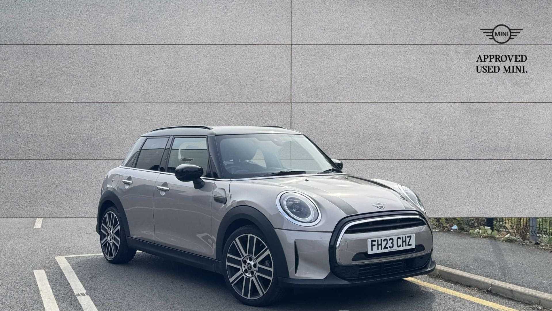 Main listing image - MINI Hatchback 5dr