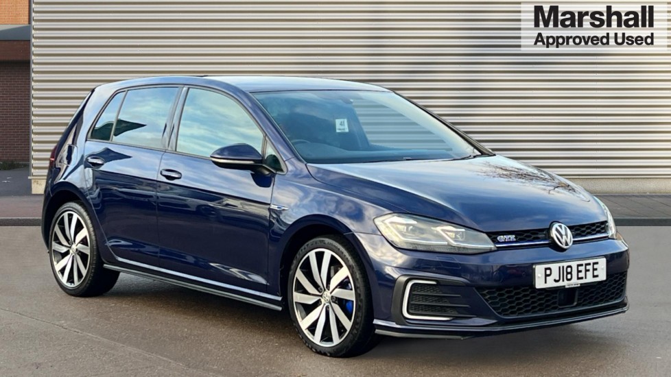 Main listing image - Volkswagen Golf GTE