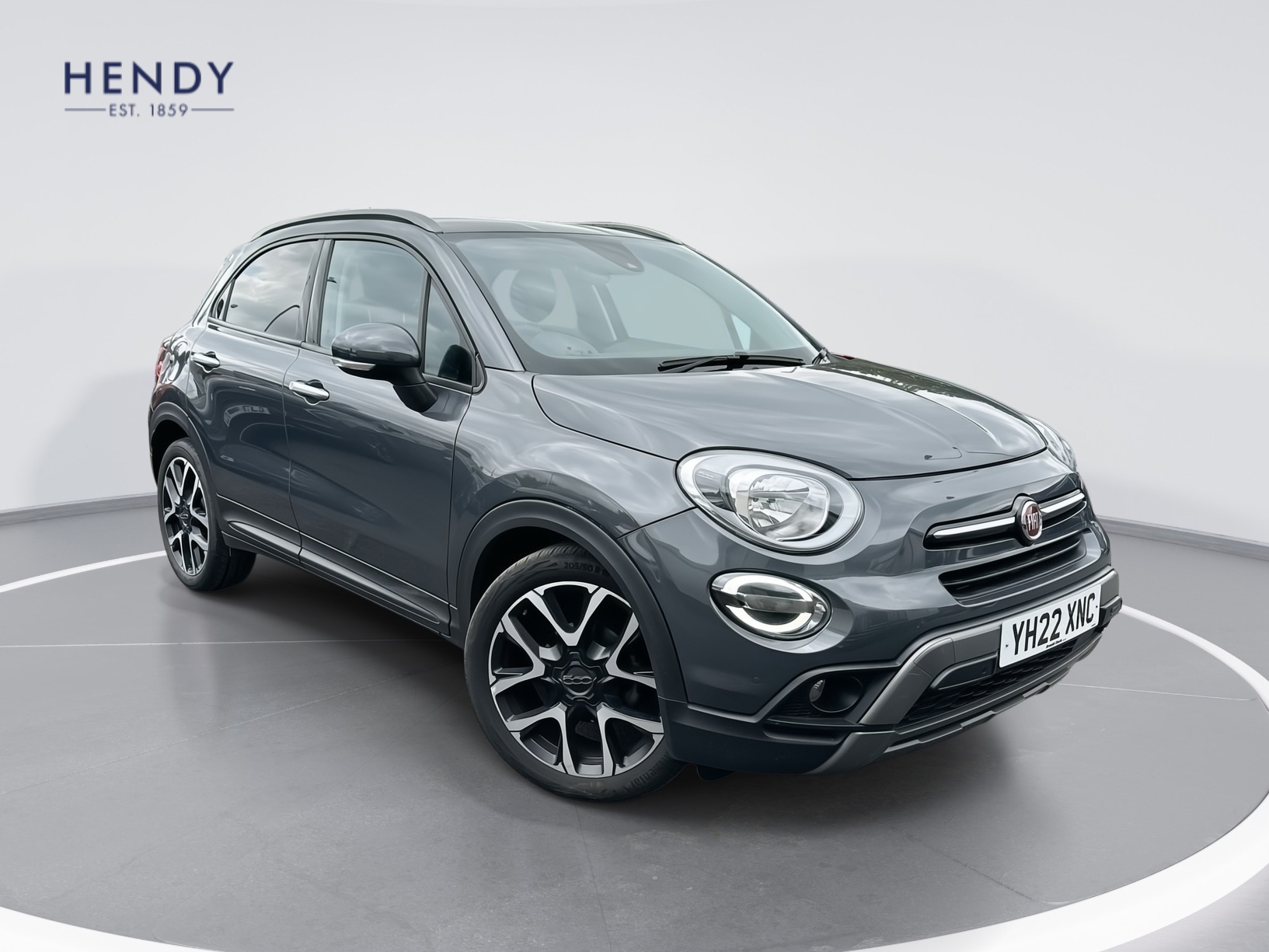 Main listing image - Fiat 500X