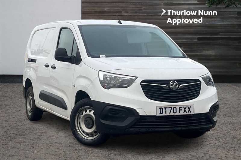 Main listing image - Vauxhall Combo Cargo