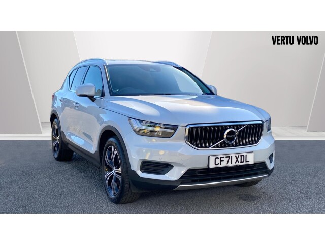 Main listing image - Volvo XC40