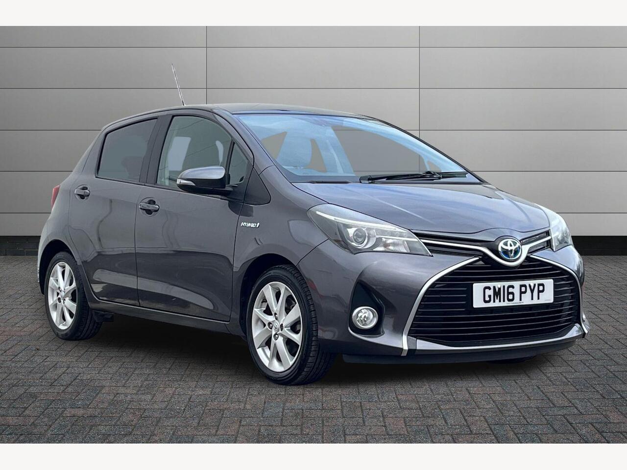 Main listing image - Toyota Yaris