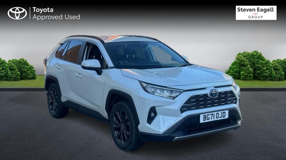 Main listing image - Toyota RAV4