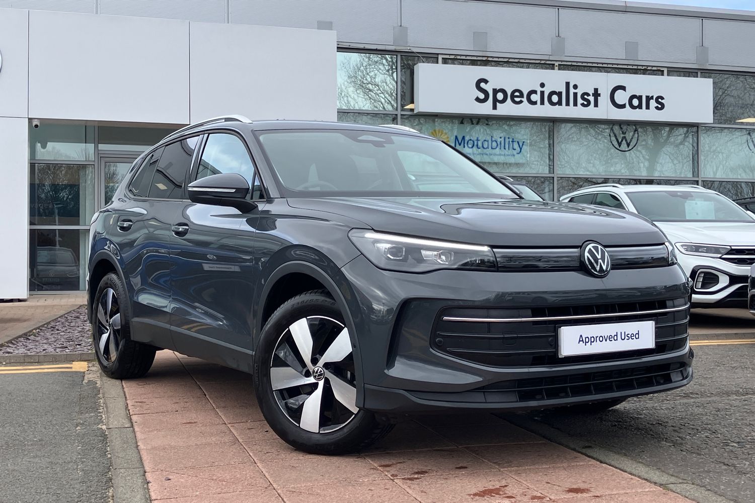Main listing image - Volkswagen Tiguan