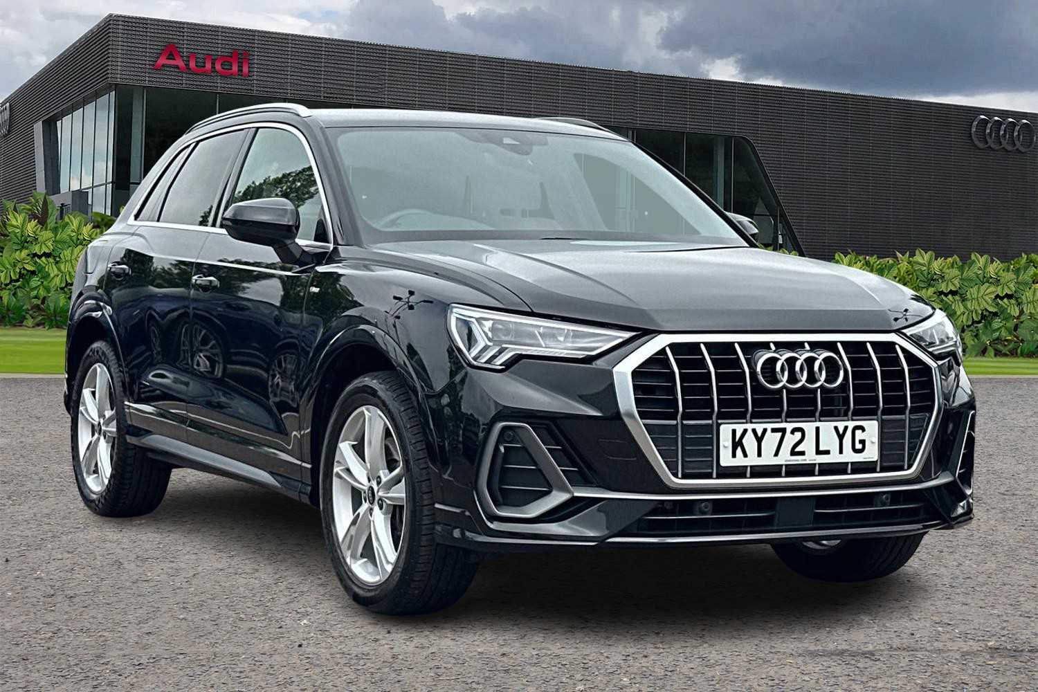 Main listing image - Audi Q3