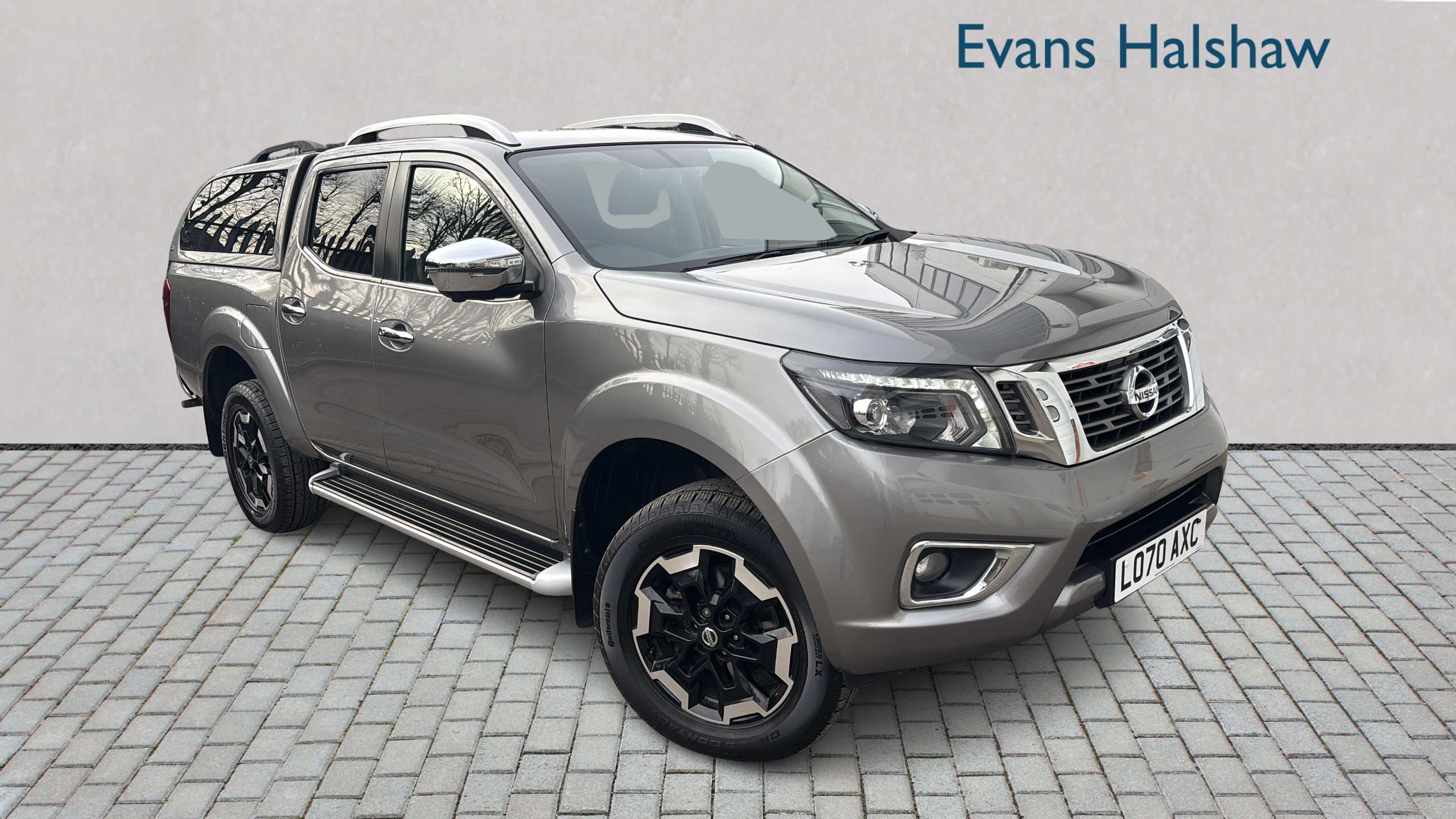 Main listing image - Nissan Navara