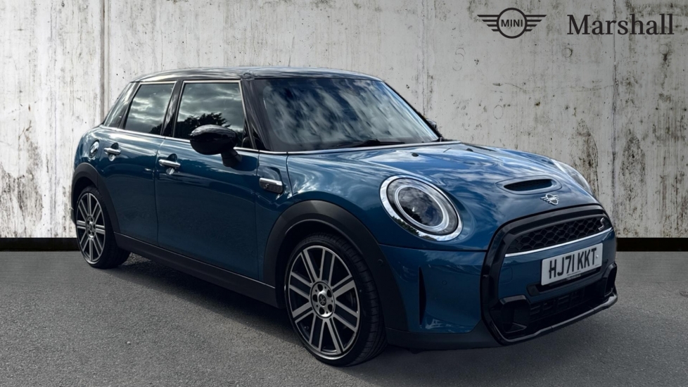 Main listing image - MINI Hatchback 5dr