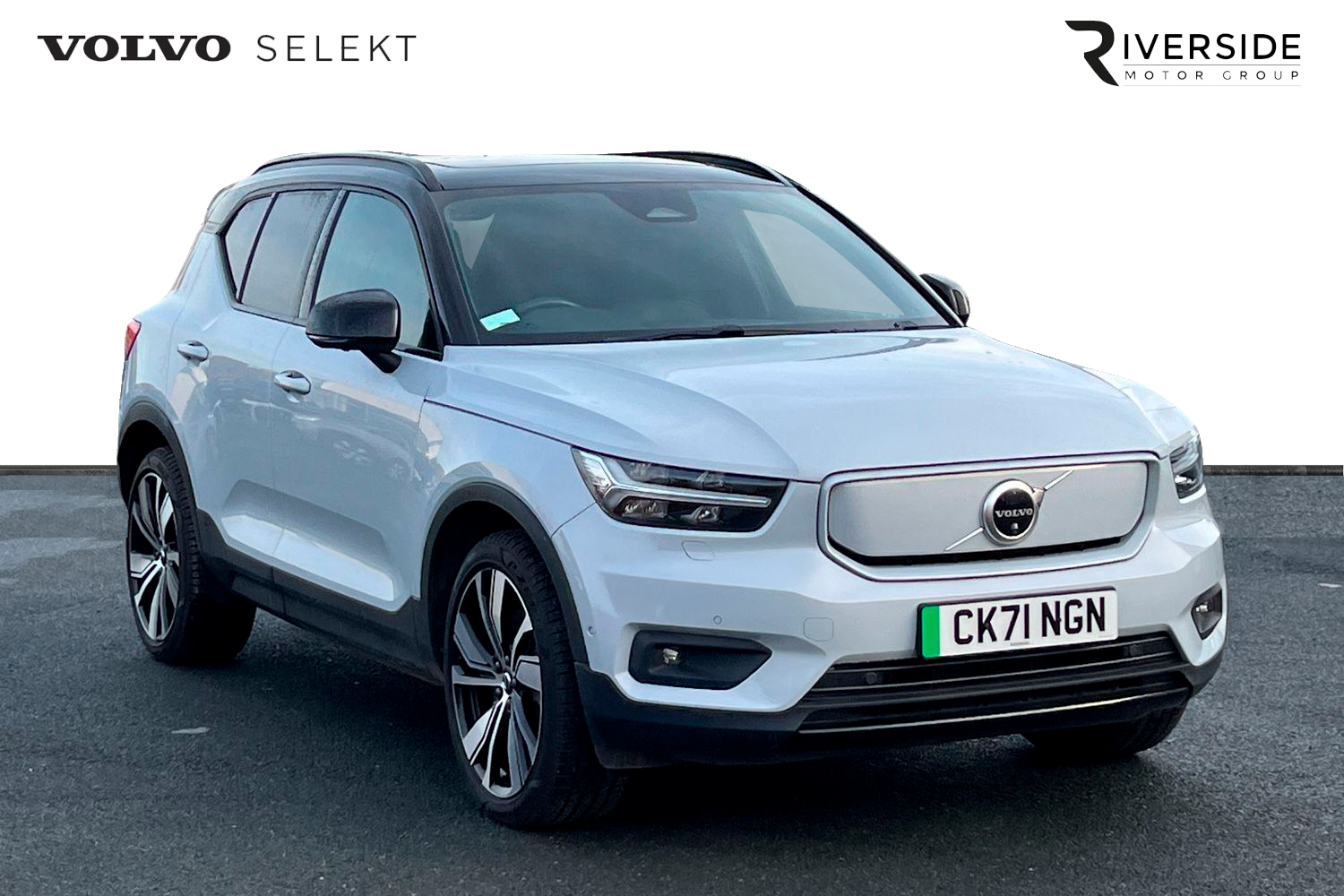 Main listing image - Volvo XC40 Recharge