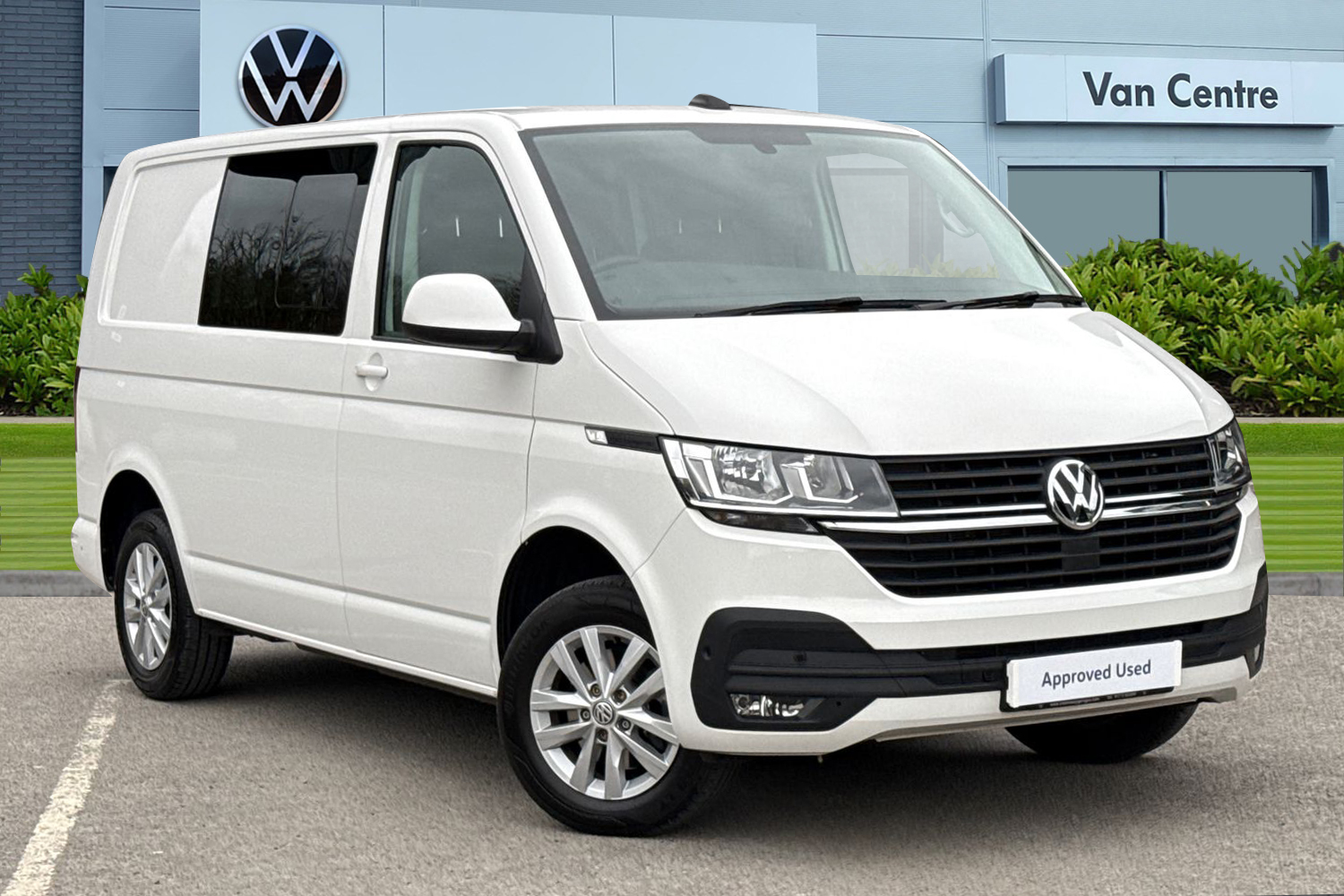 Main listing image - Volkswagen Transporter