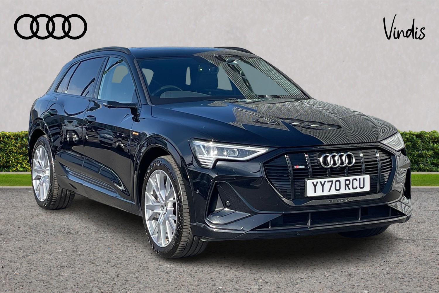 Main listing image - Audi e-tron