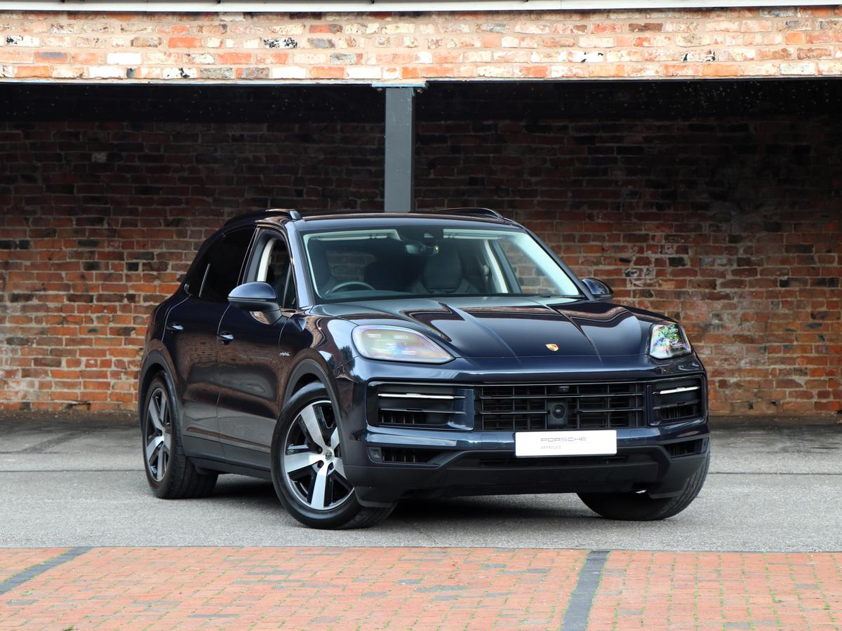 Main listing image - Porsche Cayenne