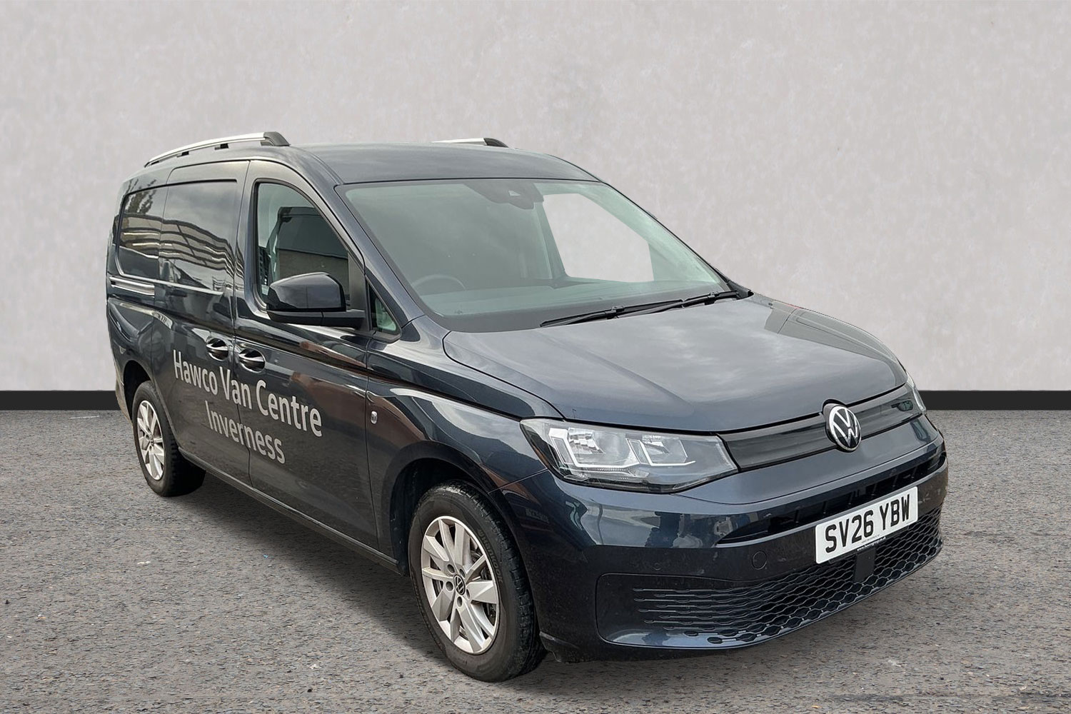 Main listing image - Volkswagen Caddy Maxi