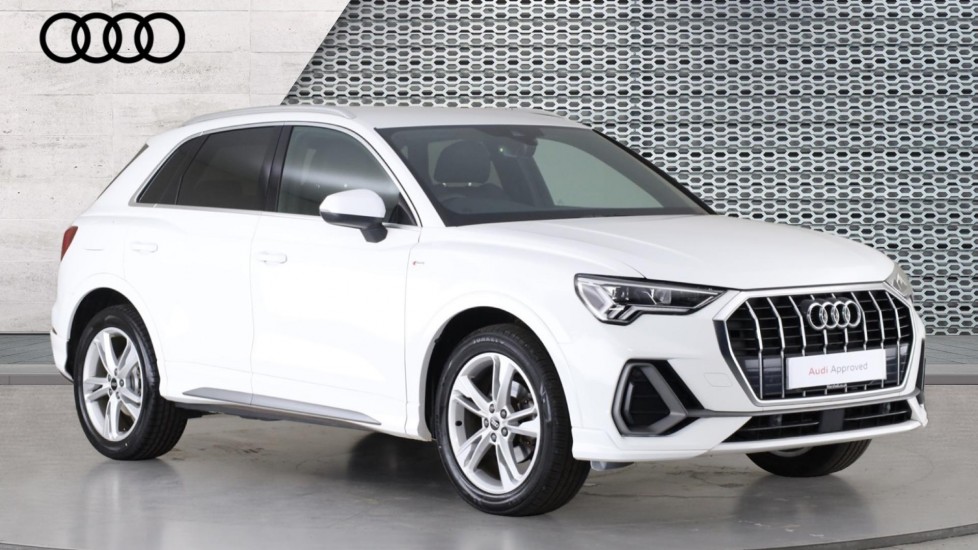 Main listing image - Audi Q3