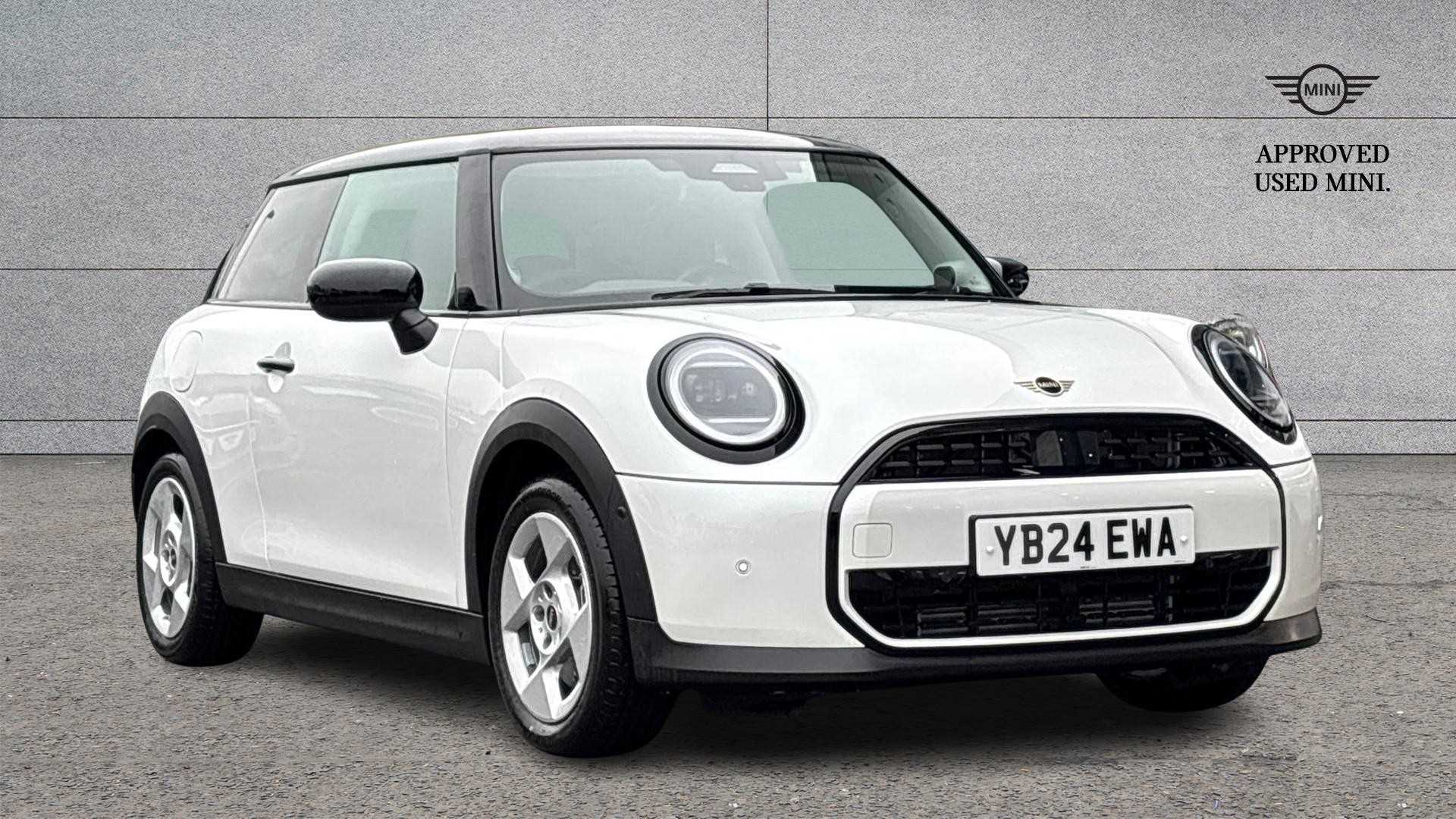 Main listing image - MINI Hatchback