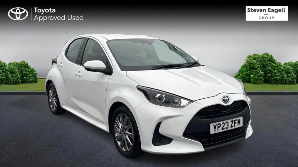 Main listing image - Toyota Yaris