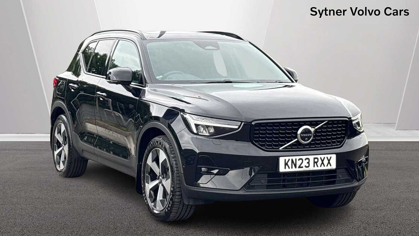 Main listing image - Volvo XC40