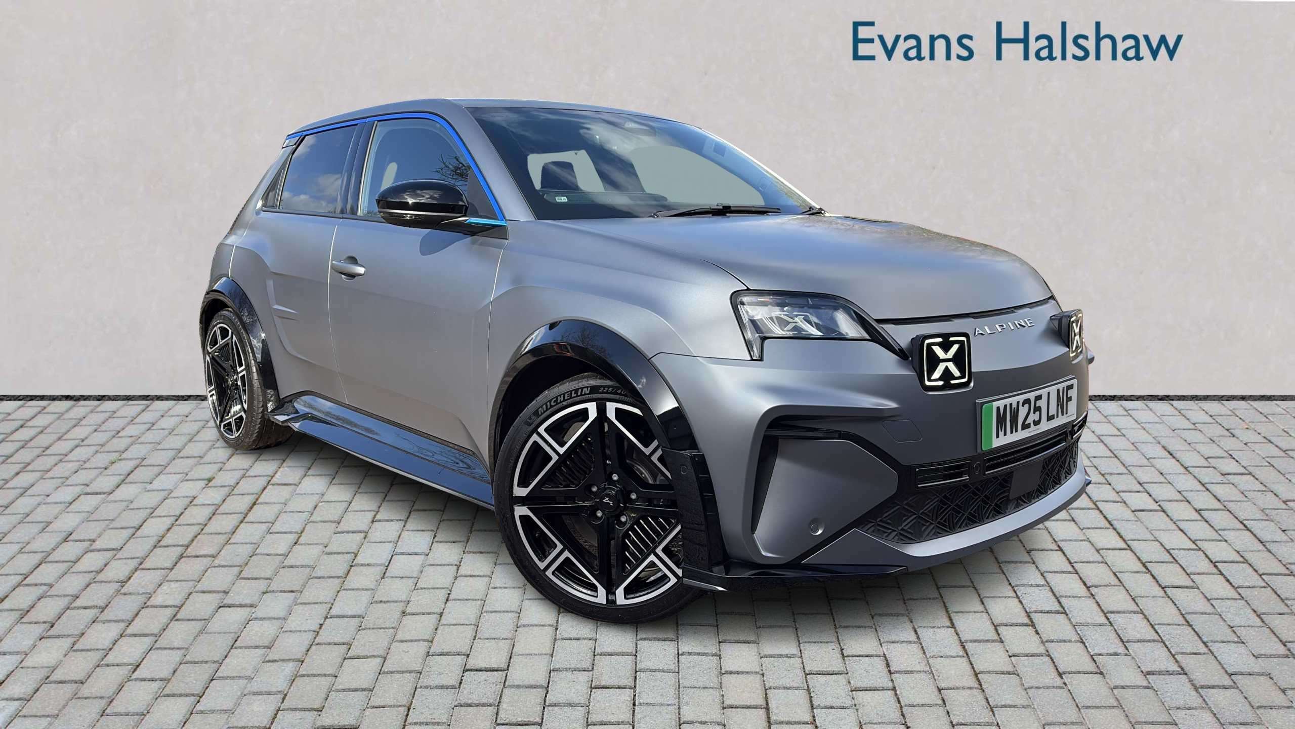 Main listing image - Alpine A290