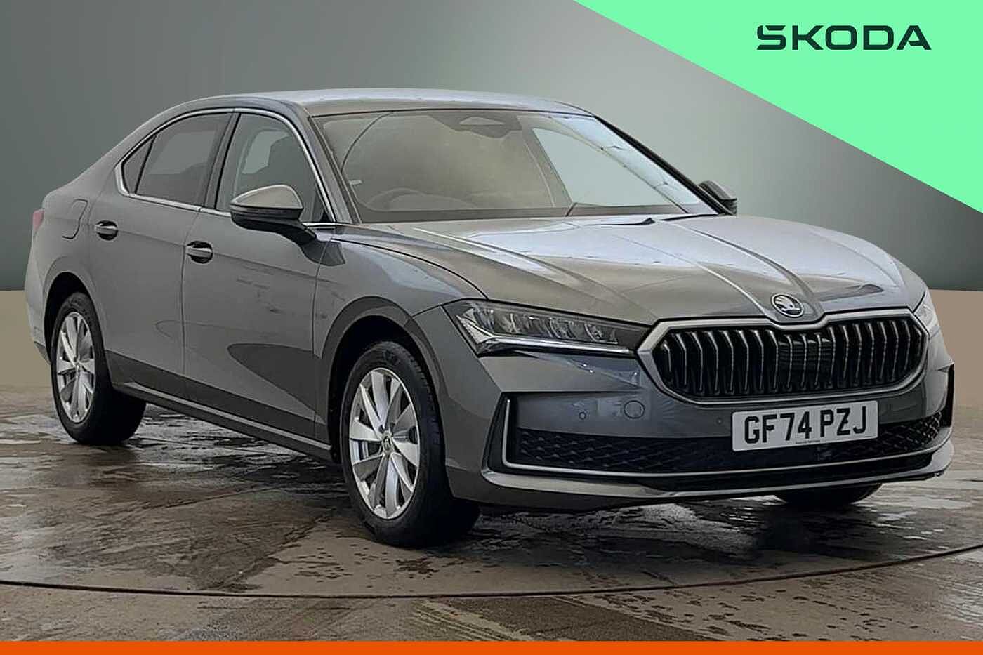 Main listing image - Skoda Superb