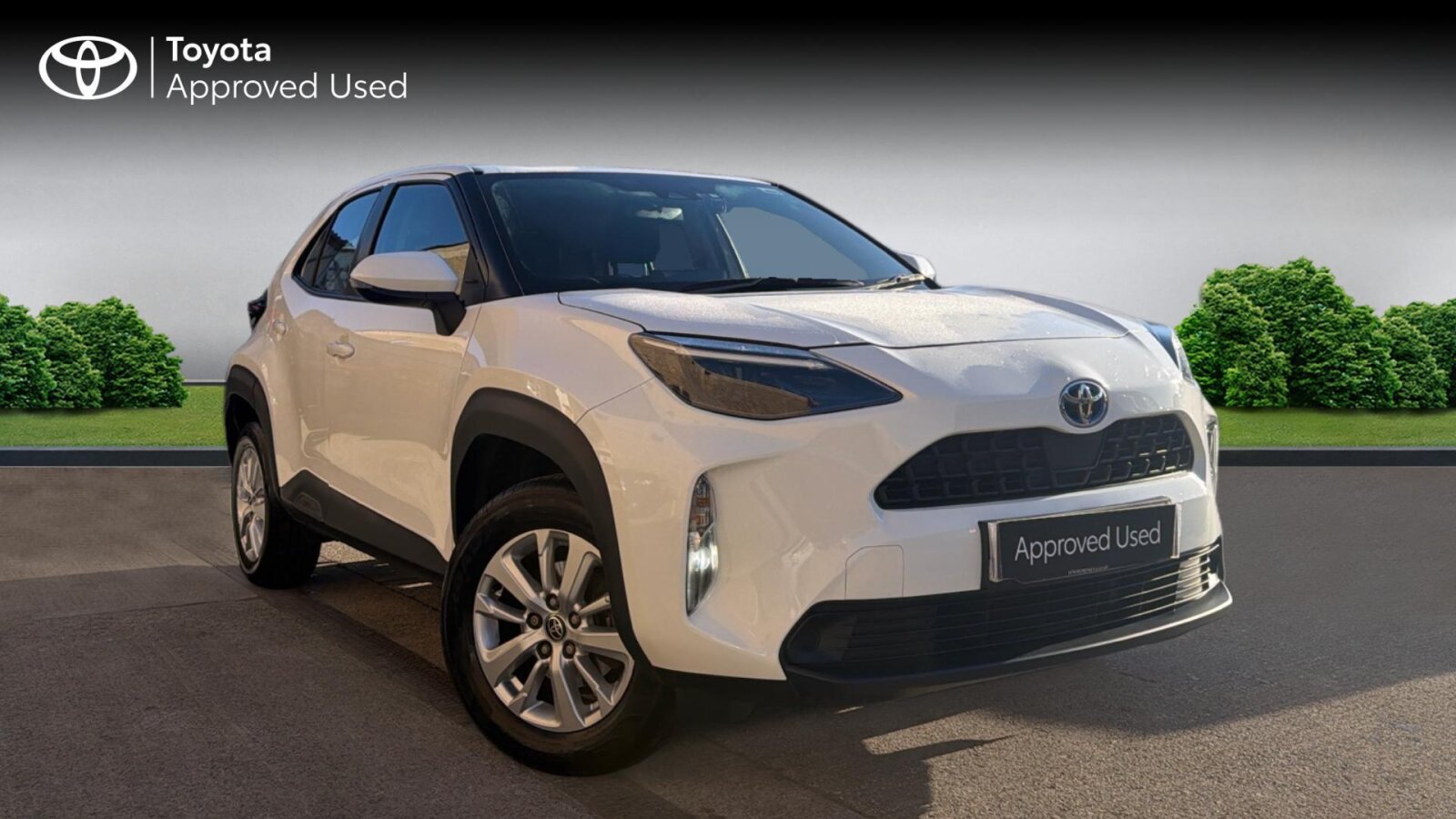 Main listing image - Toyota Yaris Cross