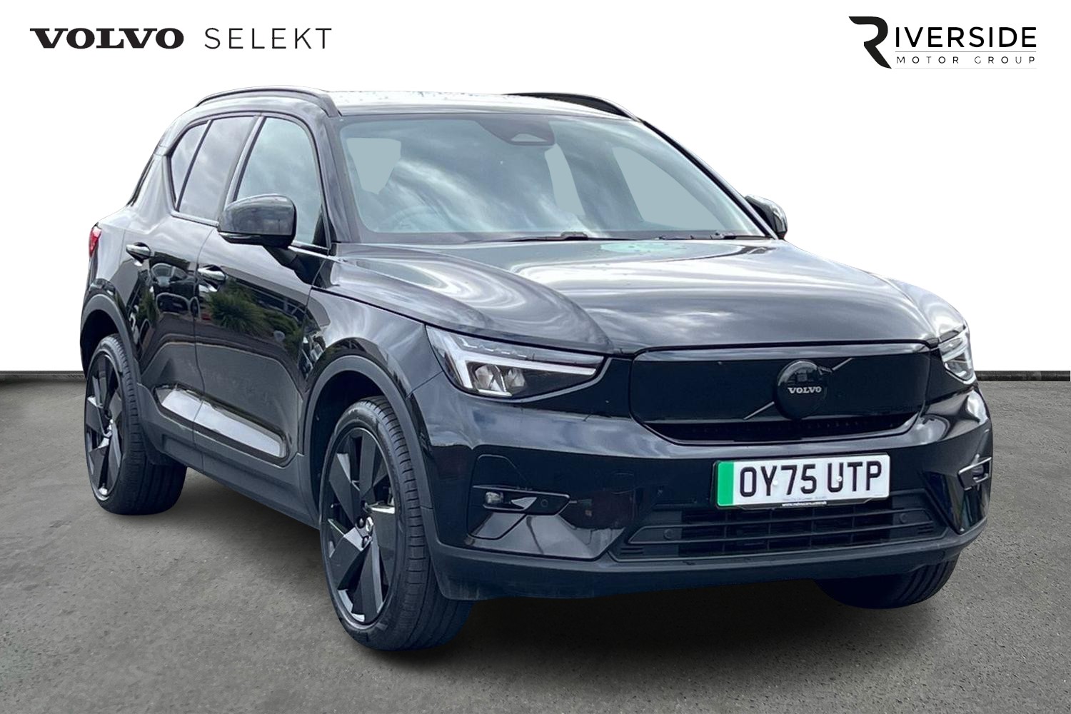 Main listing image - Volvo Ex40