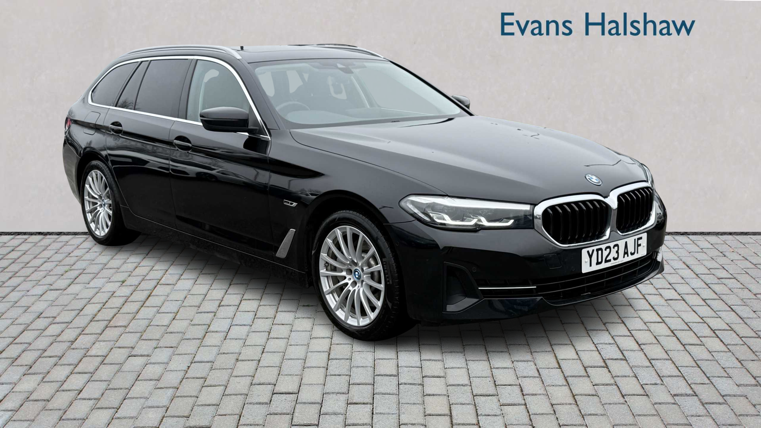Main listing image - BMW 5 Series Touring