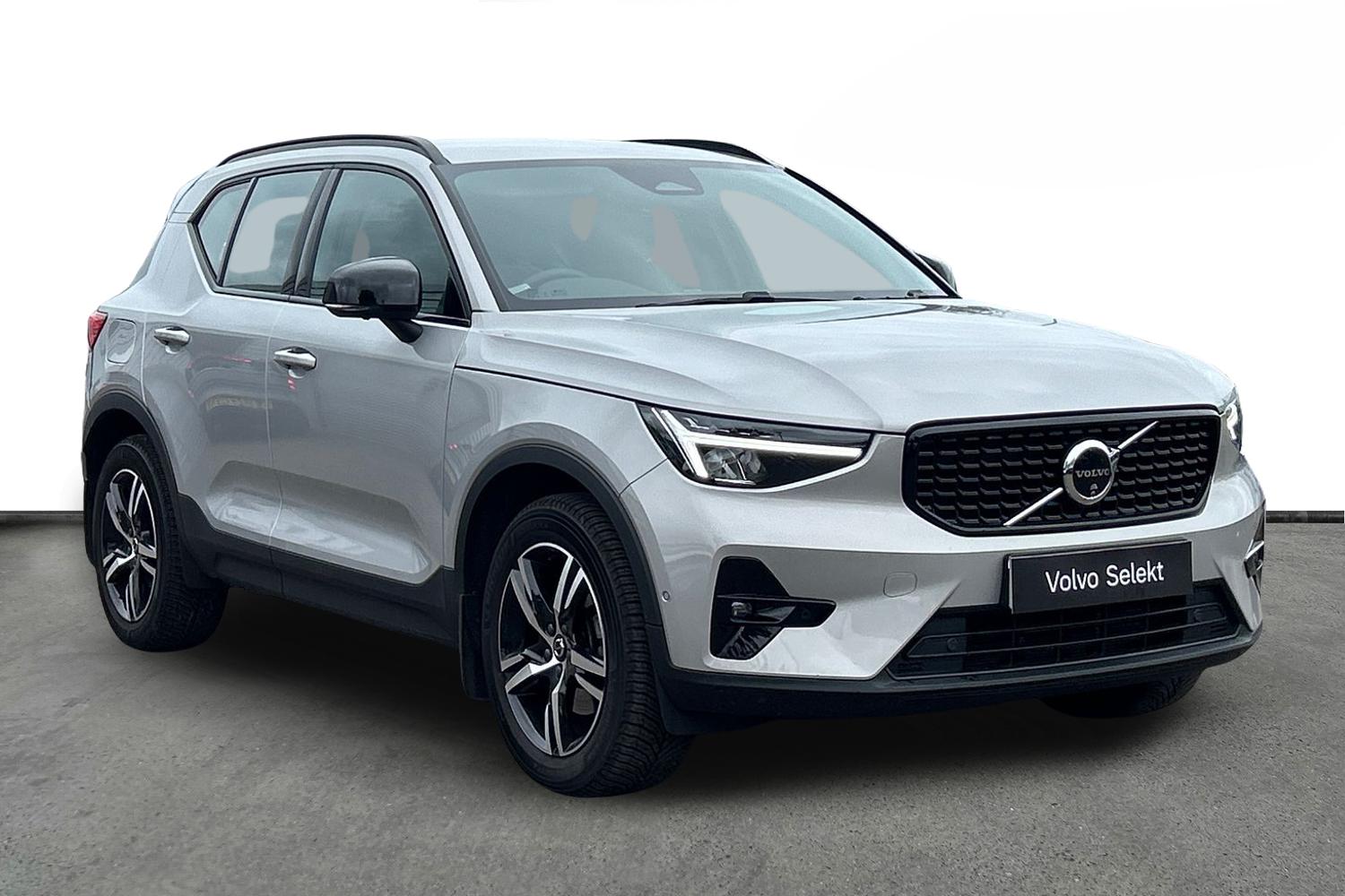 Main listing image - Volvo XC40