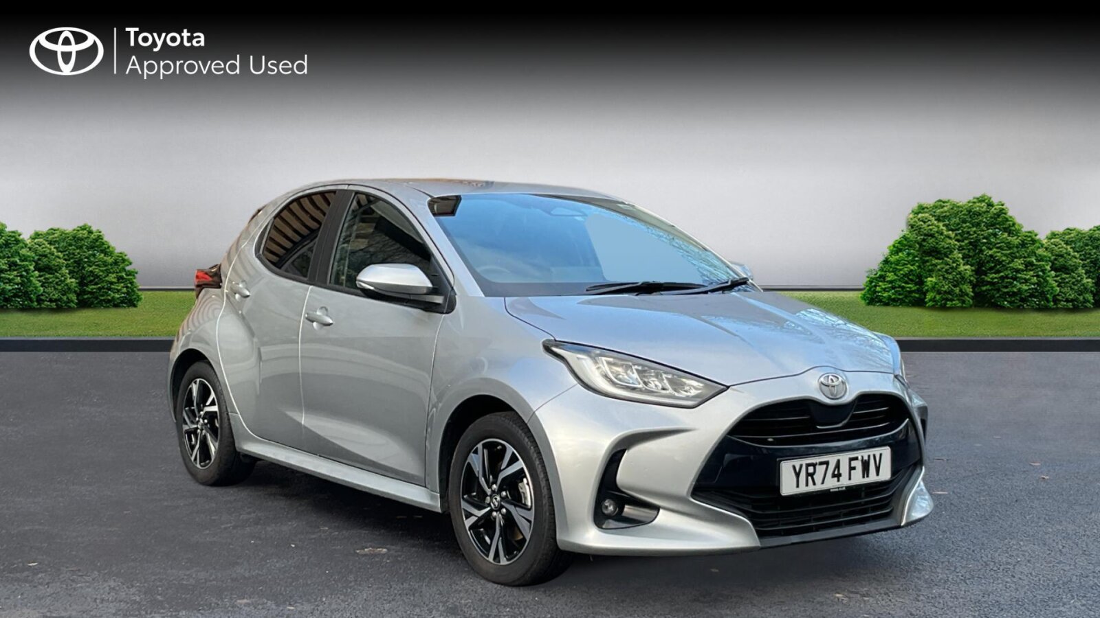 Main listing image - Toyota Yaris