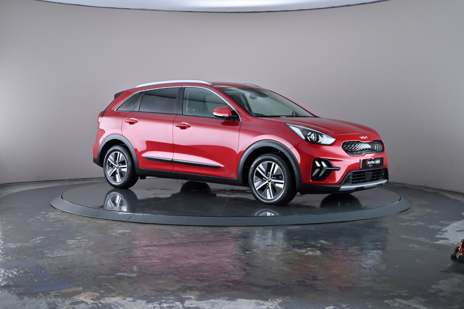 Main listing image - Kia Niro