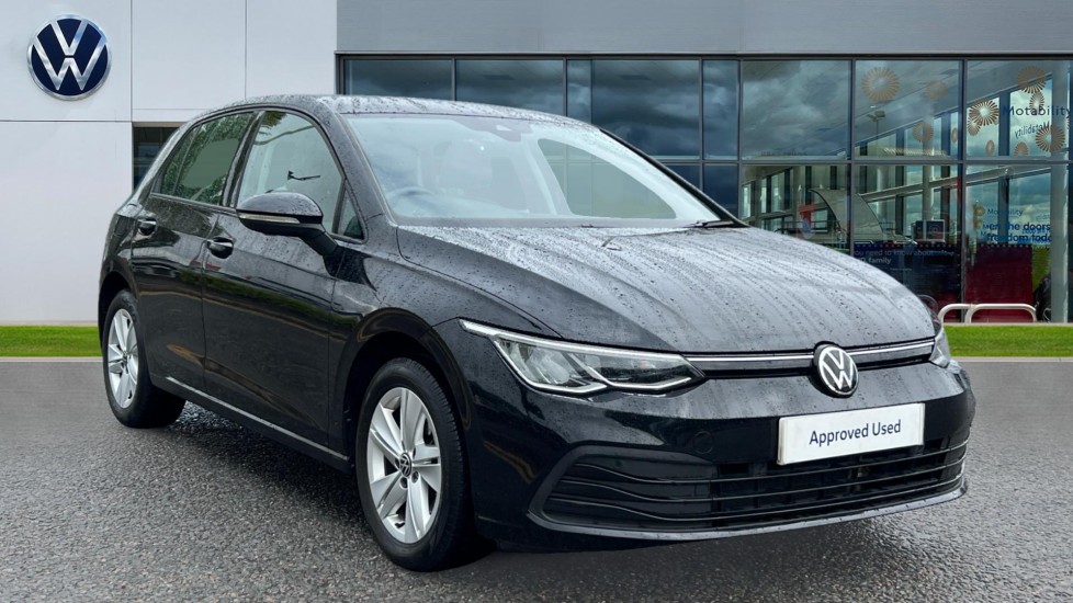 Main listing image - Volkswagen Golf