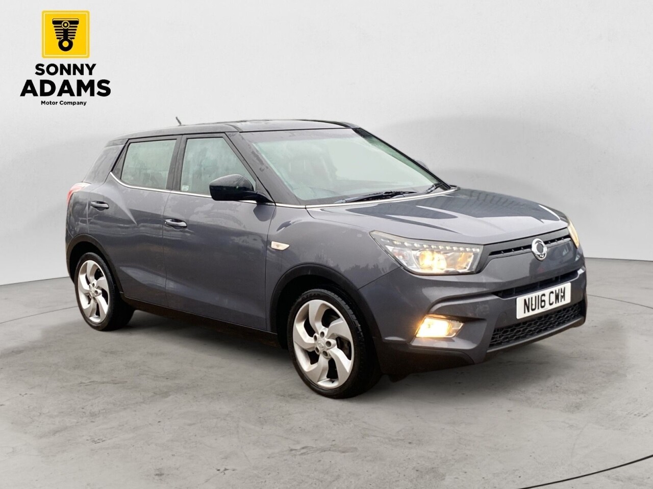 Main listing image - SsangYong Tivoli