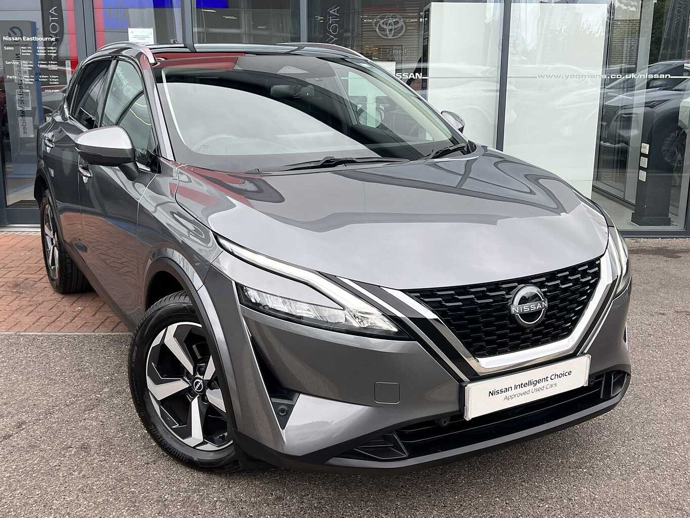 Main listing image - Nissan Qashqai