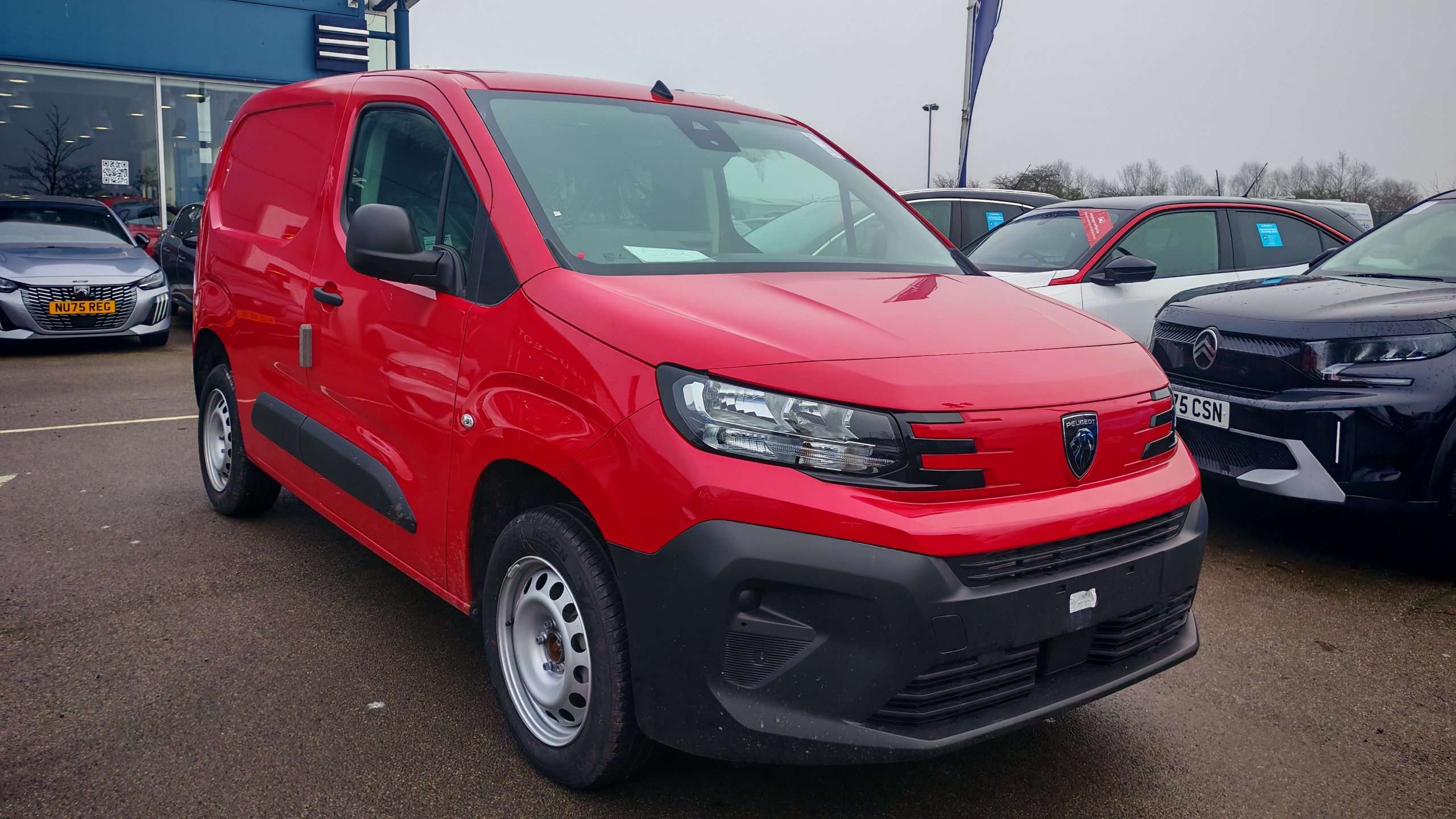 Main listing image - Peugeot Partner