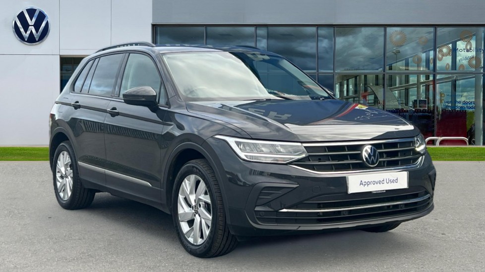Main listing image - Volkswagen Tiguan