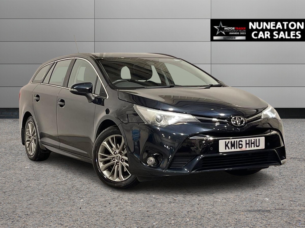 Main listing image - Toyota Avensis