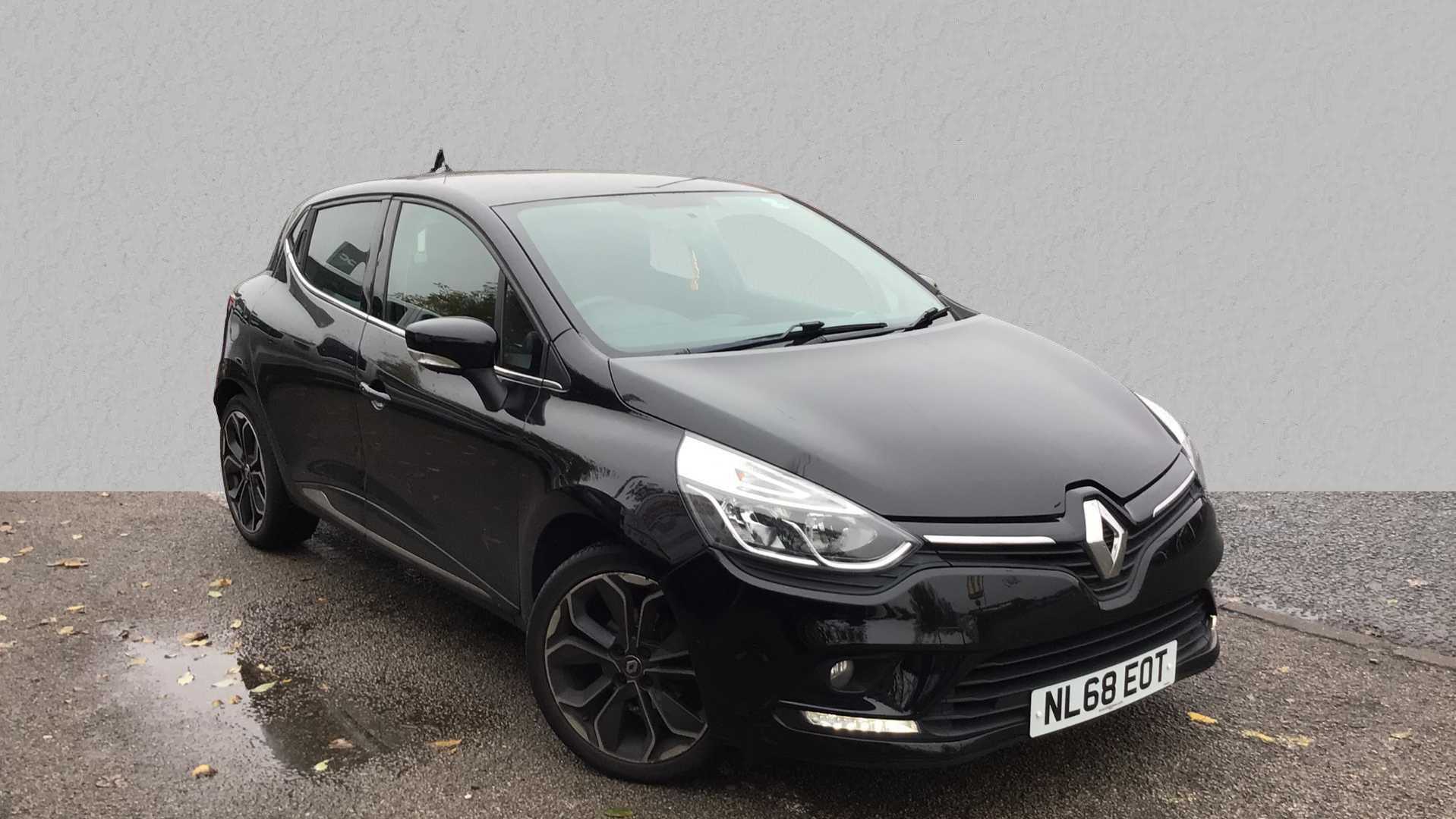 Main listing image - Renault Clio