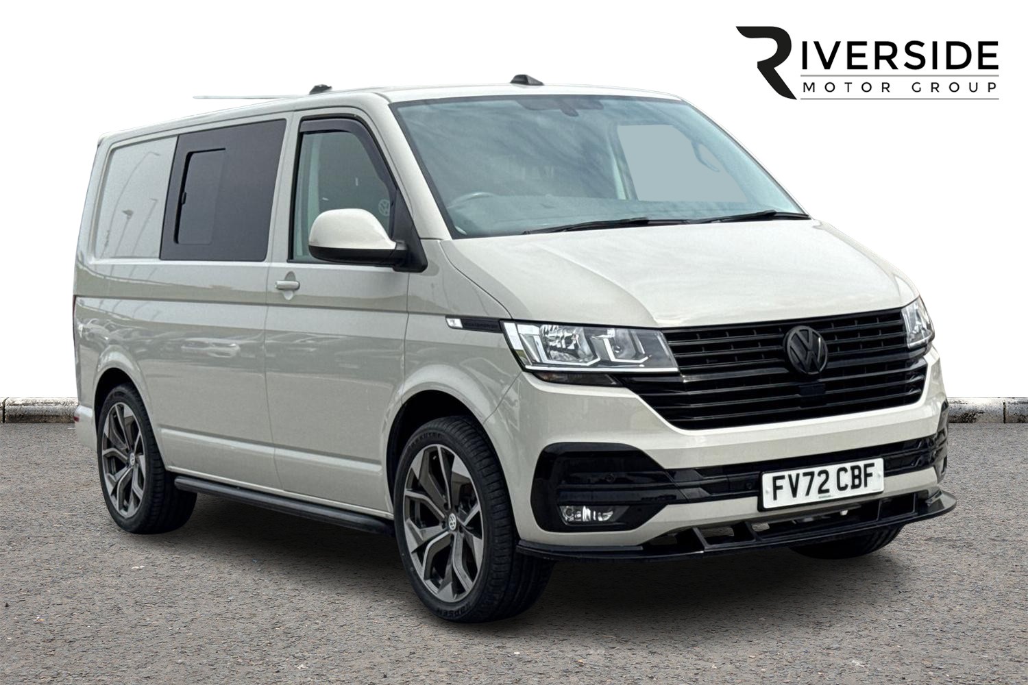 Main listing image - Volkswagen Transporter