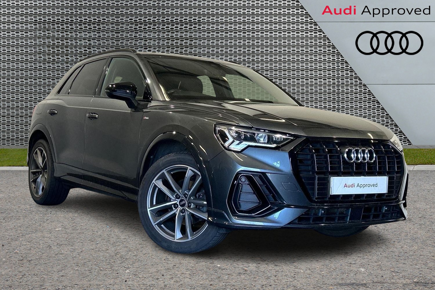 Main listing image - Audi Q3
